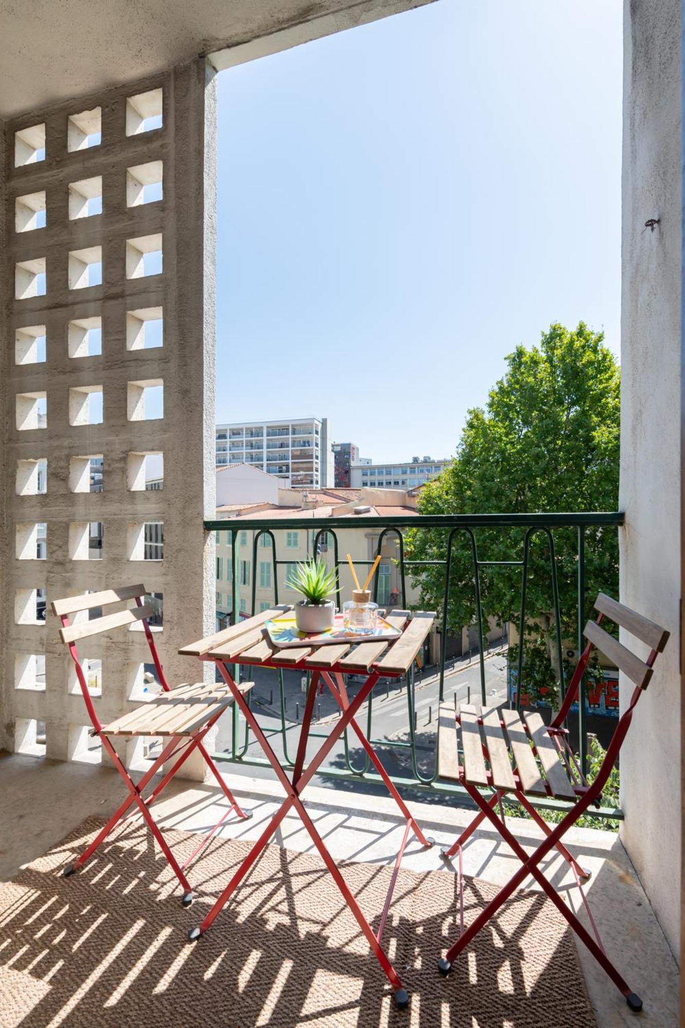 Logement 6 Personnes Marseille Exterior photo