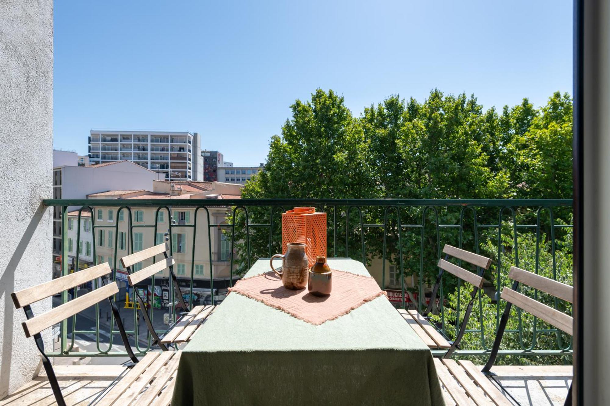 Logement 6 Personnes Marseille Exterior photo